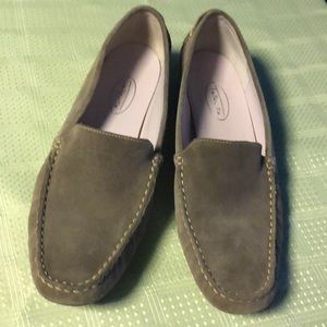 Talbots Women’s Tan Leather Loafers